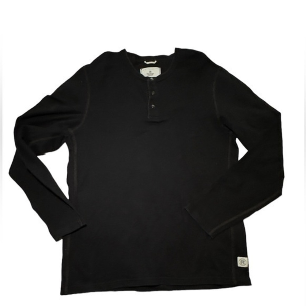 REIGNING CHAMP Henley
